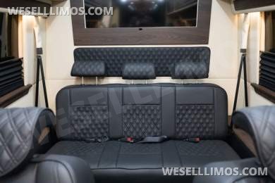 2025 OGV Luxury Coach Mercedes-Benz V-Drive  Sprinter