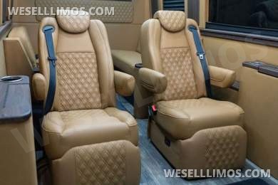 2025 OGV Luxury Coach Mercedes-Benz V-Drive Sprinter