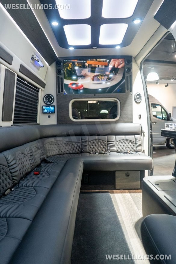 2024 OGV Luxury Coach  Mercedes-Benz V-Drive Sprinter