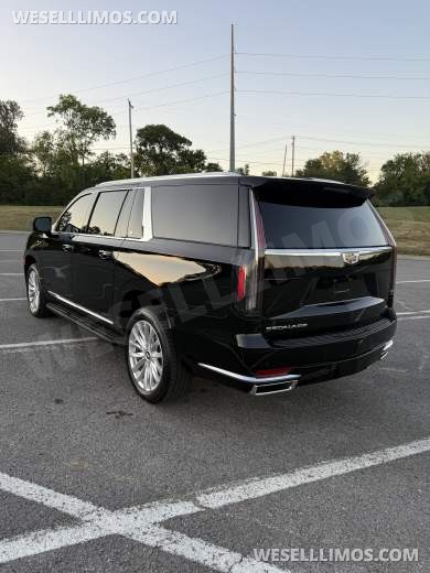 2023 Cadillac Escalade ESV Luxury 4wd SUV