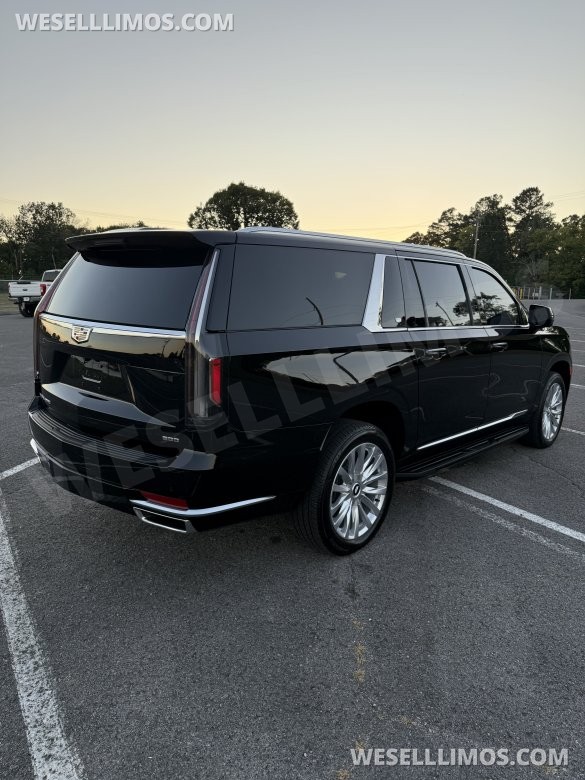 2023 Cadillac Escalade ESV Luxury 4wd SUV