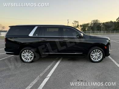 2023 Cadillac Escalade ESV Luxury 4wd SUV