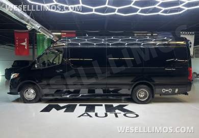 2020 Midwest Automotive Designs Mercedes-Benz Sprinter 3500 Luxury Daycruiser