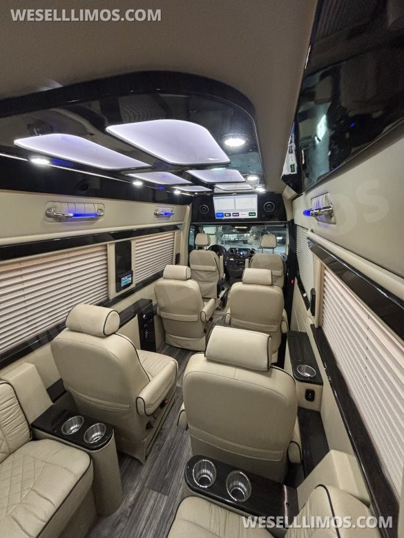 2020 Midwest Automotive Designs Mercedes-Benz Sprinter 3500 Luxury Daycruiser