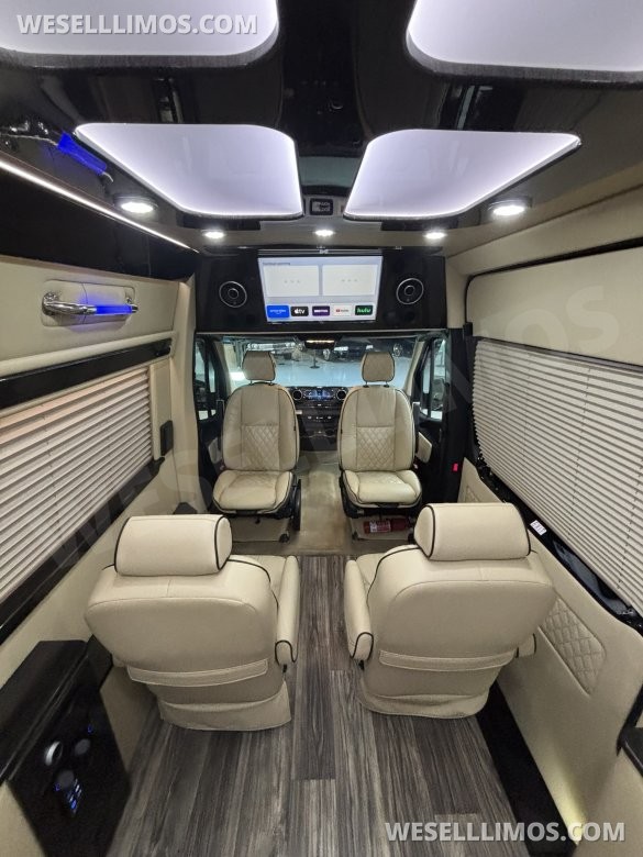 2020 Midwest Automotive Designs Mercedes-Benz Sprinter 3500 Luxury Daycruiser