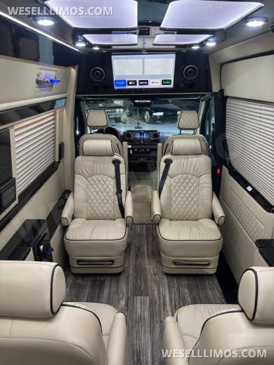 2020 Midwest Automotive Designs Mercedes-Benz Sprinter 3500 Luxury Daycruiser