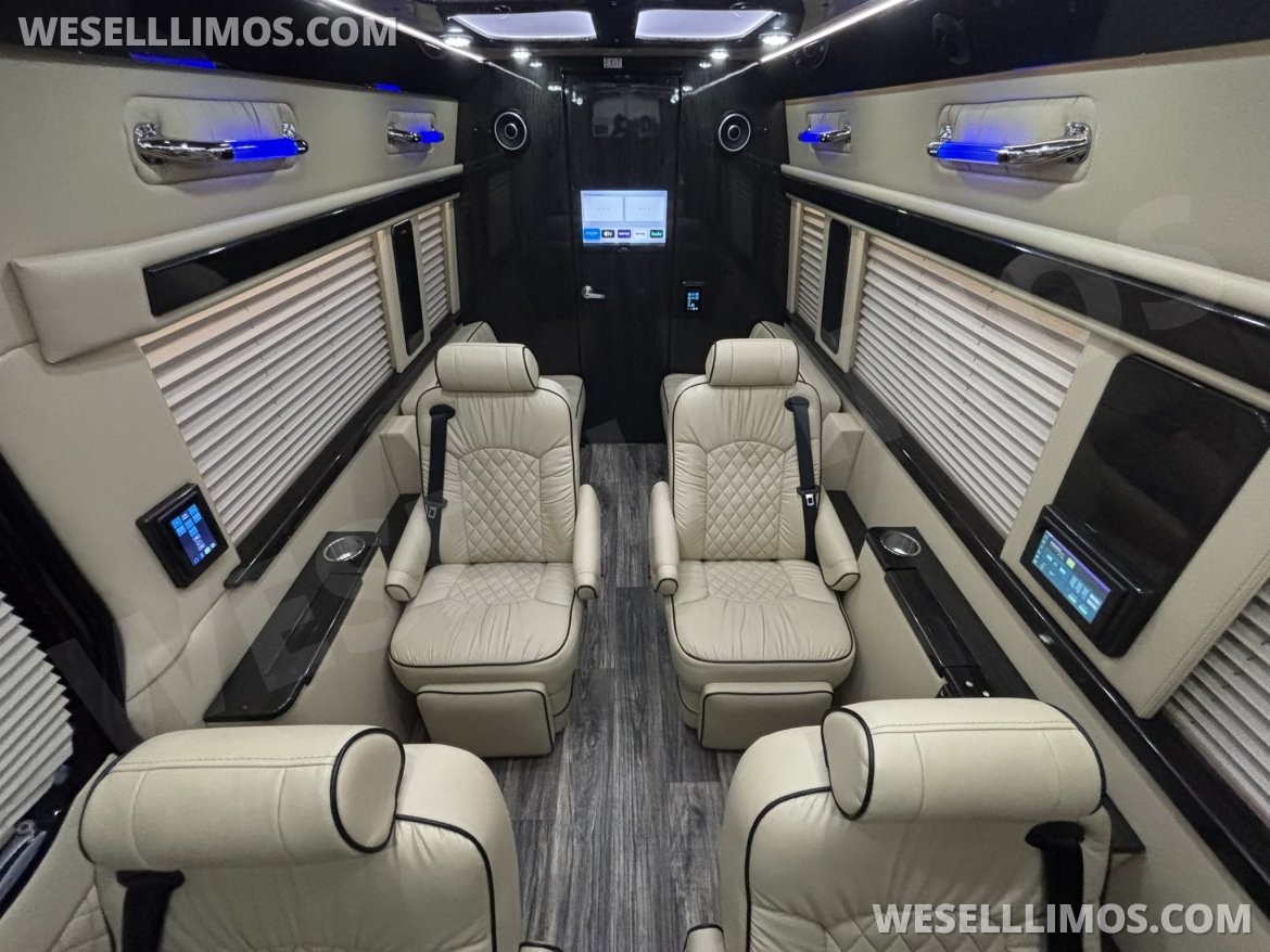 Photo of Sprinter for sale: 2020 Mercedes-Benz Sprinter 3500 Daycruiser 170" by Midwest Automotive Designs