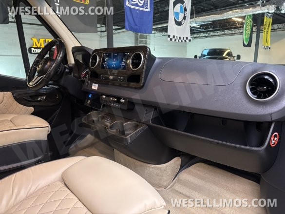 2020 Midwest Automotive Designs Mercedes-Benz Sprinter 3500 Luxury Daycruiser