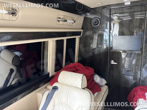 2023 Ultimate Toys Mercedes-Benz Sprinter Ultimate Coach Executive Sprinter