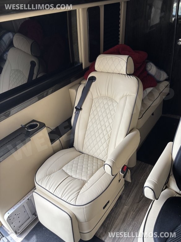 2023 Ultimate Toys Mercedes-Benz Sprinter Ultimate Coach Executive Sprinter