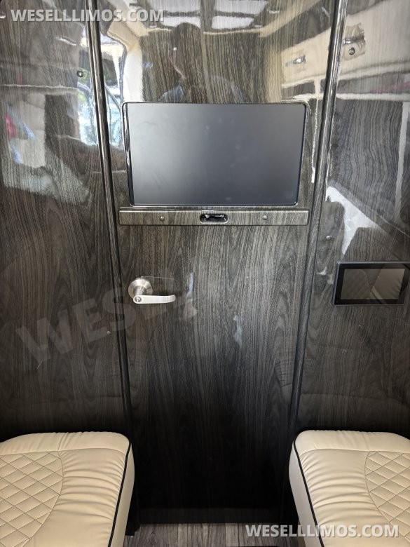 2023 Ultimate Toys Mercedes-Benz Sprinter Ultimate Coach Executive Sprinter