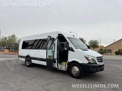 2017 Mercedes-Benz 3500 Dually Executive Shuttle Style Sprinter McSweeney Designs/ LA West