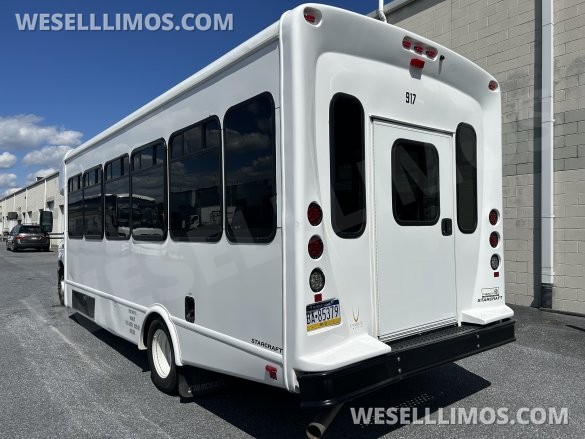 2023 Starcraft Ford E-450, 24pax+driver Shuttle Bus
