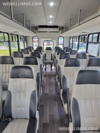 2023 Starcraft Ford E-450, 24pax+driver Shuttle Bus