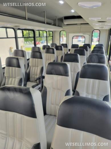 2023 Starcraft Ford E-450, 24pax+driver Shuttle Bus