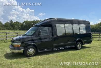 2008 Turtletop Chevrolet G3500 Limo Bus