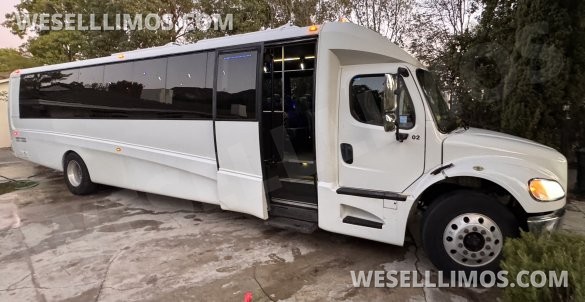 2018 Freightliner Shuttle Shuttle Bus