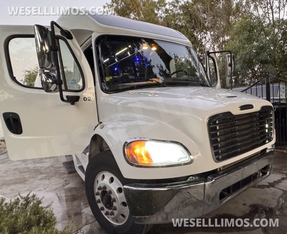 2018 Freightliner Shuttle Shuttle Bus