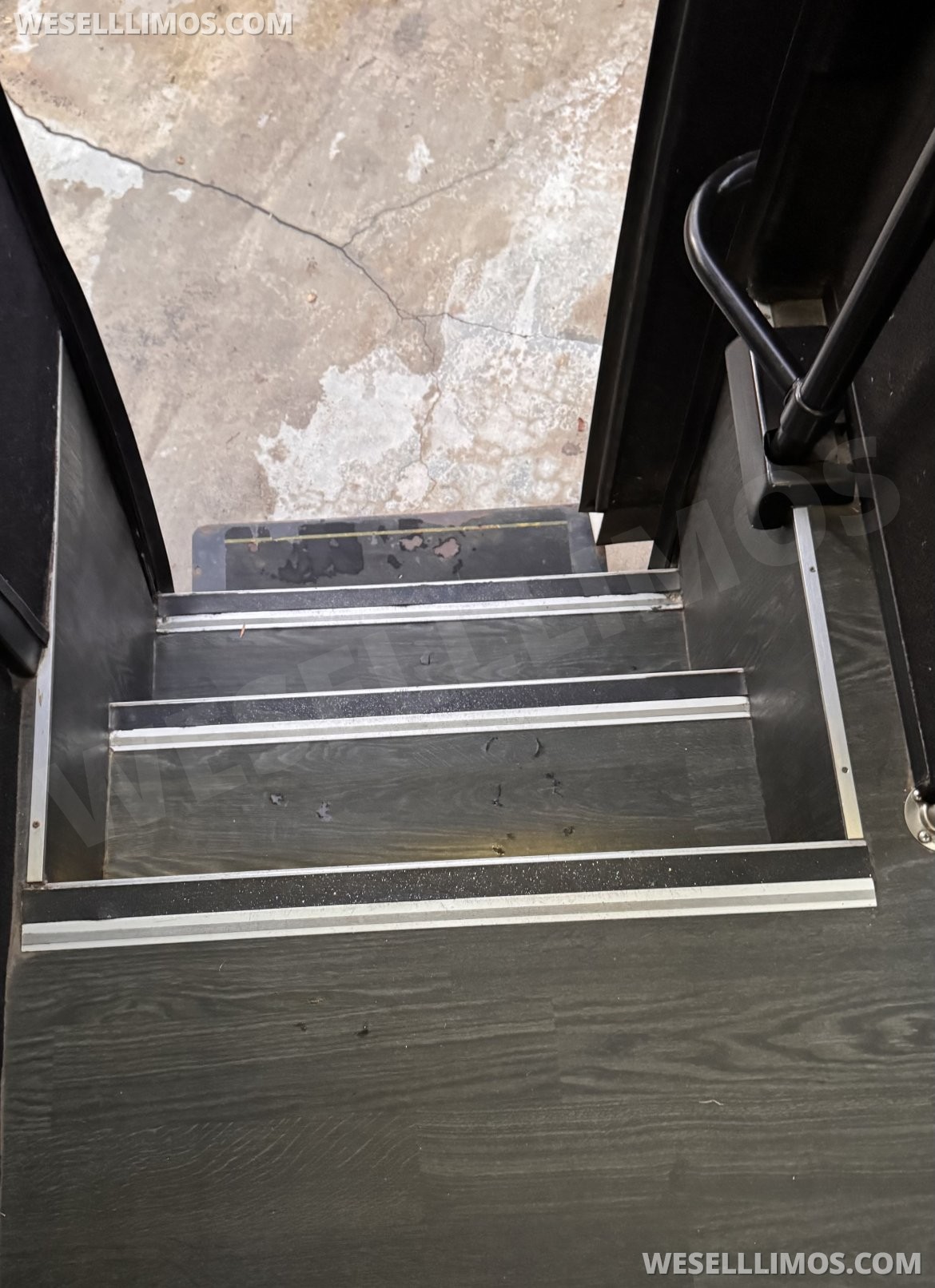 Photo of Shuttle Bus for sale: 2018 Freightliner Shuttle 45&quot; by Freightliner garage