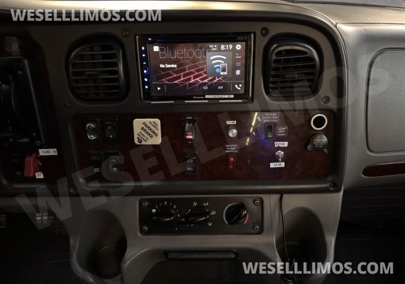 2018 Freightliner Shuttle Shuttle Bus
