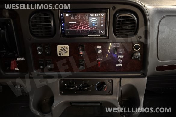 2018 Freightliner Shuttle Shuttle Bus