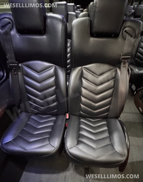 2018 Freightliner Shuttle Shuttle Bus