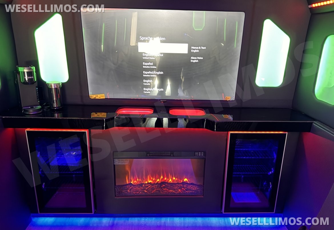 Photo of Limo Bus for sale: 2017 Ford E450 28&quot;