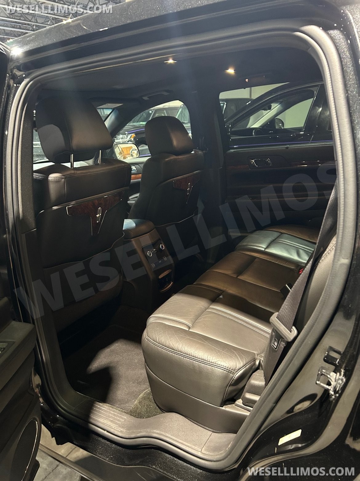 Photo of Sedan for sale: 2015 Lincoln MKT Sedans by Specialty Vehicles