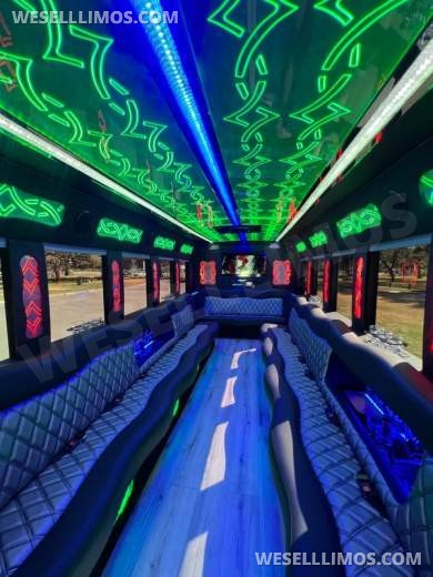 2017 Ford E450 Limo Bus