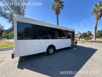 2017 Ford E450 Limo Bus
