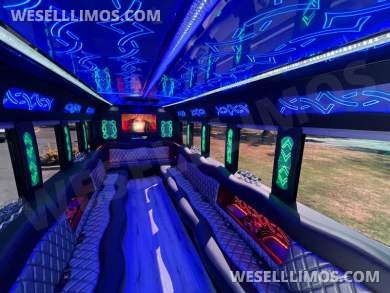 2017 Ford E450 Limo Bus