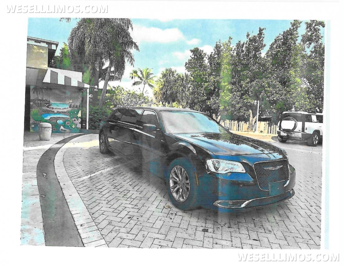 Photo of Limousine for sale: 2017 Chrysler 300 by dealer