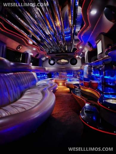 2006 Coachworks Hummer H2 Limousine