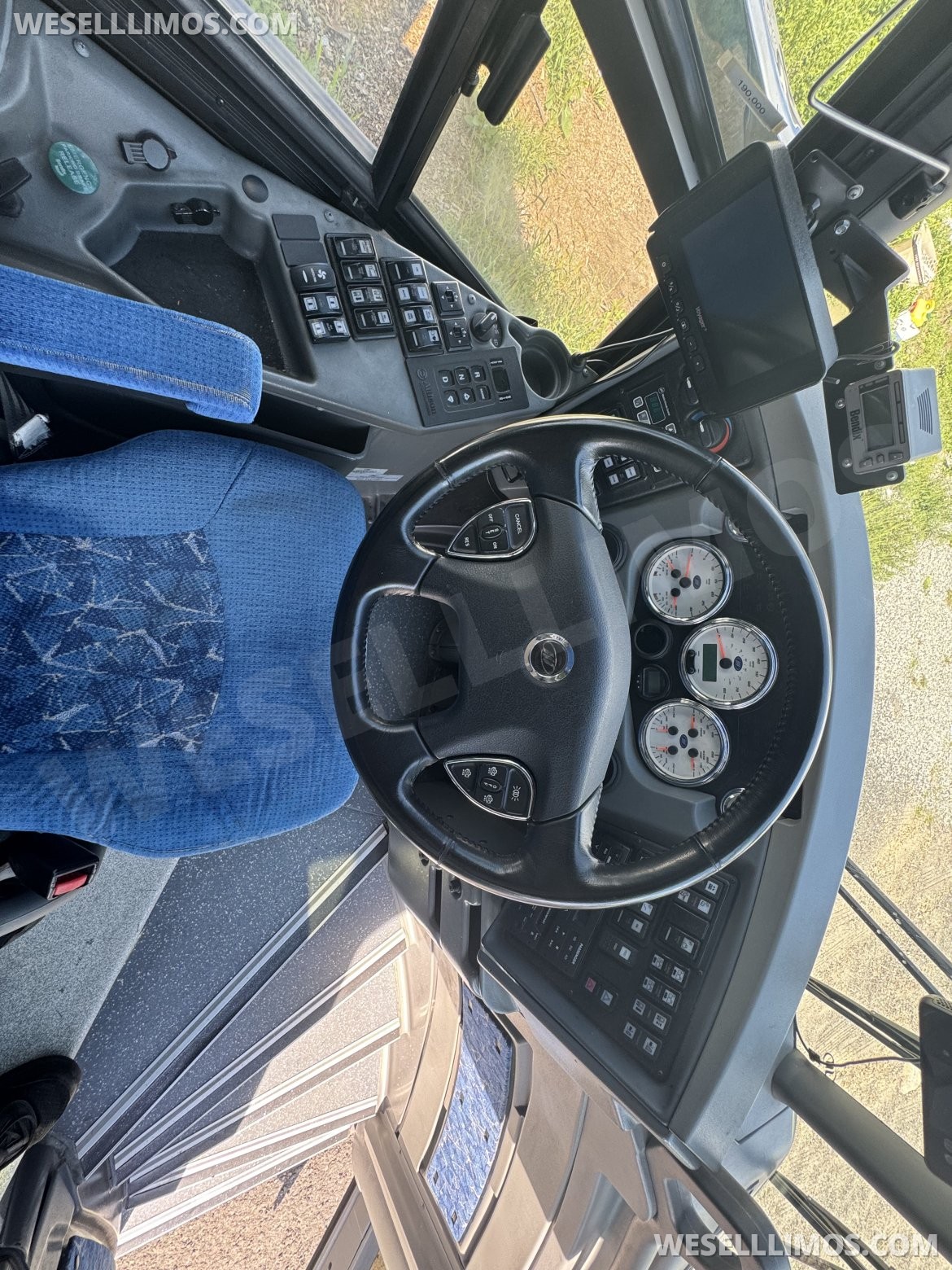 Photo of Motorcoach for sale: 2016 MCI J4500 45&quot; by MCI