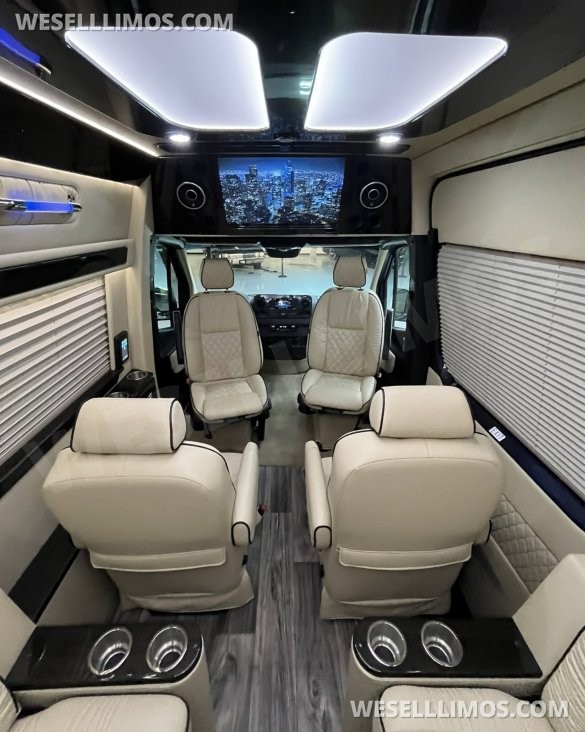 2021 Midwest Automotive Designs Mercedes-Benz Sprinter 2500 Daycruiser