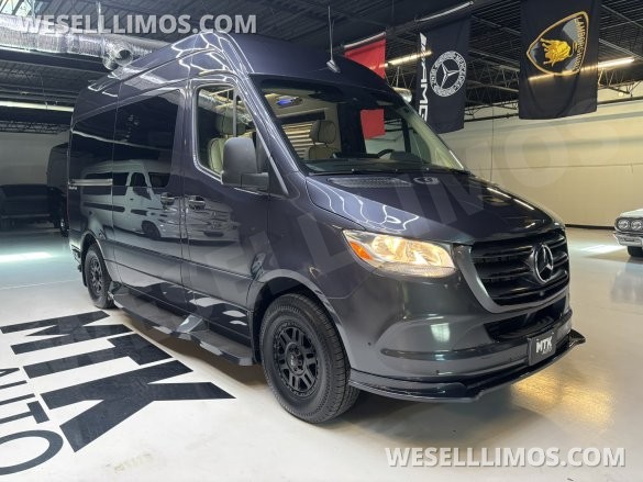 2021 Midwest Automotive Designs Mercedes-Benz Sprinter 2500 Daycruiser