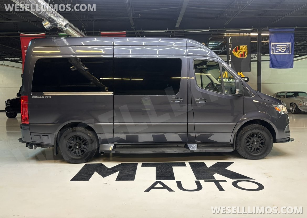 Photo of Sprinter for sale: 2021 Mercedes-Benz Sprinter 2500 Daycruiser 144&quot; by Midwest Automotive Designs