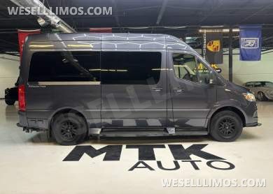 2021 Midwest Automotive Designs Mercedes-Benz Sprinter 2500 Daycruiser