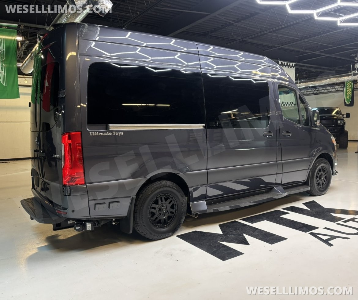 Photo of Sprinter for sale: 2021 Mercedes-Benz Sprinter 2500 Daycruiser 144&quot; by Midwest Automotive Designs