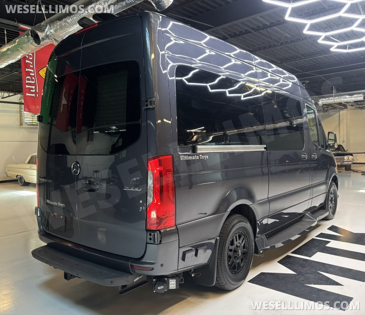 Photo of Sprinter for sale: 2021 Mercedes-Benz Sprinter 2500 Daycruiser 144&quot; by Midwest Automotive Designs