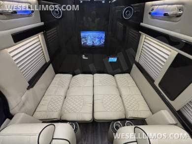 2021 Midwest Automotive Designs Mercedes-Benz Sprinter 2500 Daycruiser