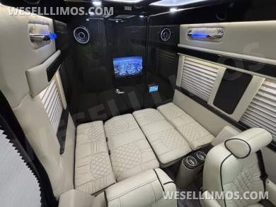 2021 Midwest Automotive Designs Mercedes-Benz Sprinter 2500 Daycruiser