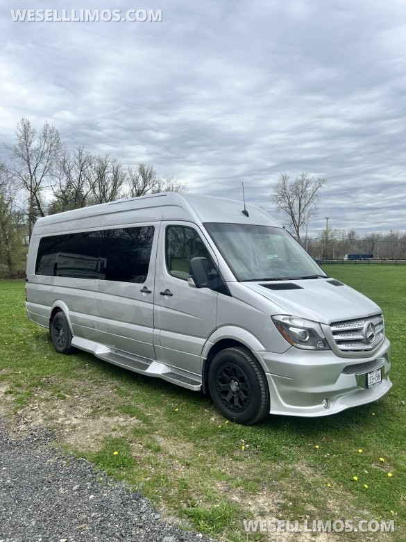 2014 Midwest Auto Designs Mercedes-Benz 2500 CEO SUV Mobile Office