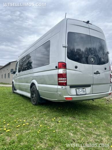 2014 Midwest Auto Designs Mercedes-Benz 2500 CEO SUV Mobile Office