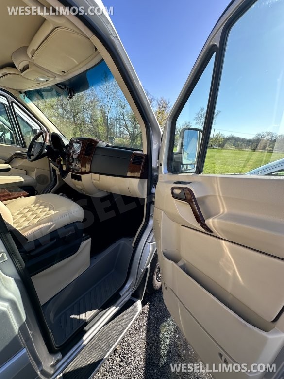 2014 Midwest Auto Designs Mercedes-Benz 2500 CEO SUV Mobile Office