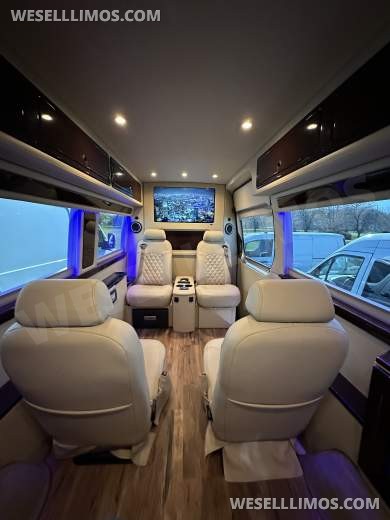 2014 Midwest Auto Designs Mercedes-Benz 2500 CEO SUV Mobile Office