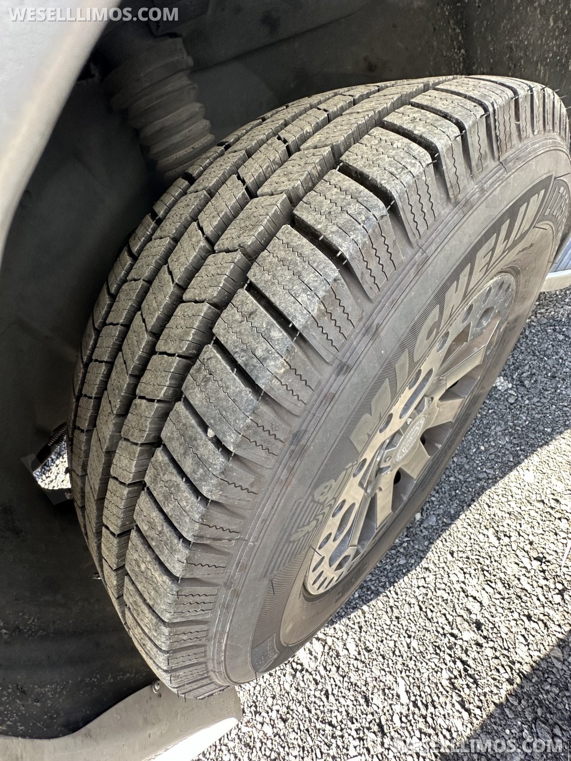 Photo of CEO SUV Mobile Office for sale: 2014 Mercedes-Benz 2500 by Midwest Auto Designs