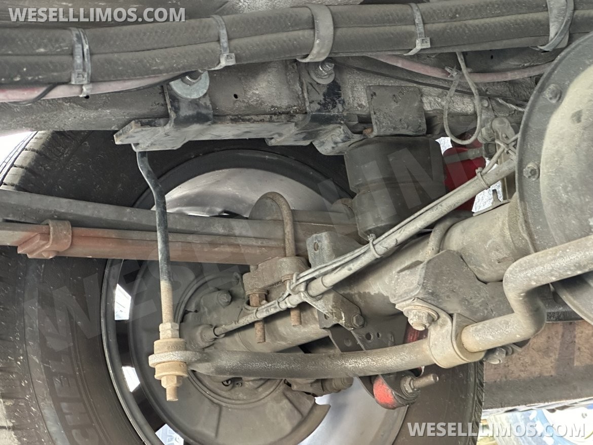 Photo of CEO SUV Mobile Office for sale: 2014 Mercedes-Benz 2500 by Midwest Auto Designs