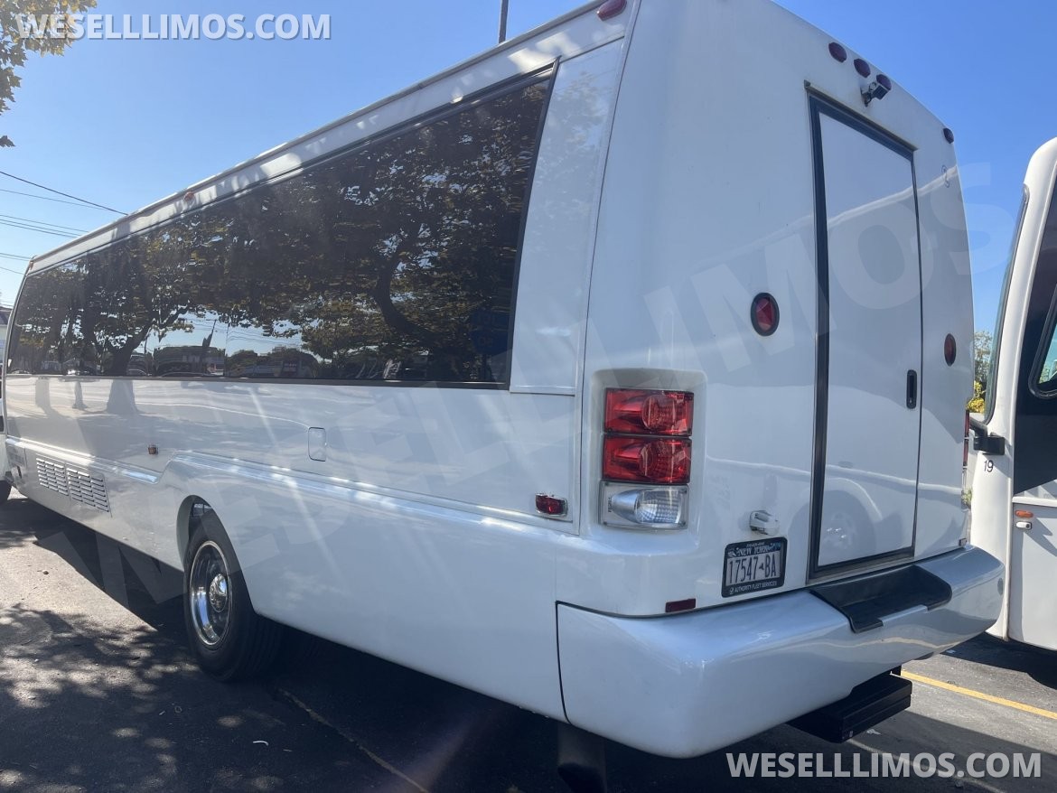 Photo of Limo Bus for sale: 2012 International MAXI FORCE DURA STAR 4300 38&quot; by KRYSTAL