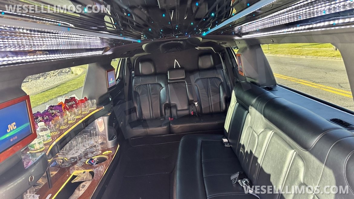 Photo of Limousine for sale: 2013 Lincoln Mkt 120&quot; by Springfield